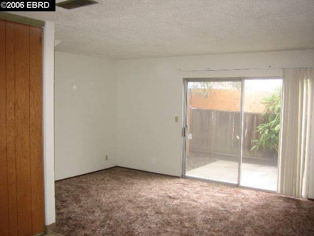 1525 96th Avenue, OAKLAND, California 94603, ,Comm Ri Multi-units 5+,For Sale,96th Avenue,40193864