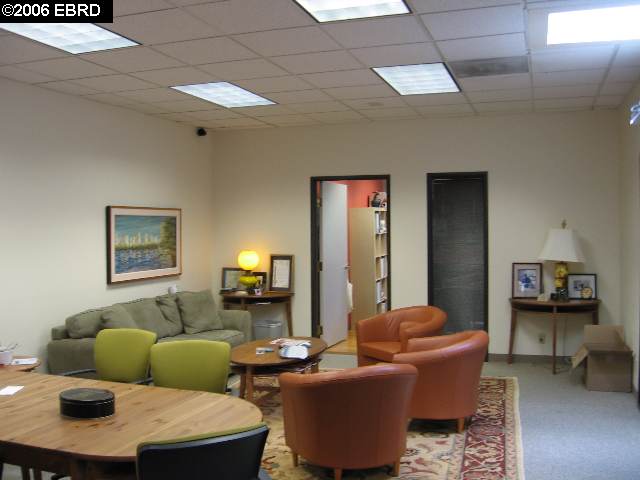 3540 Grand Ave., OAKLAND, California 94610, ,Comm Industrial For Lease,For Rent,Grand Ave.,40935190