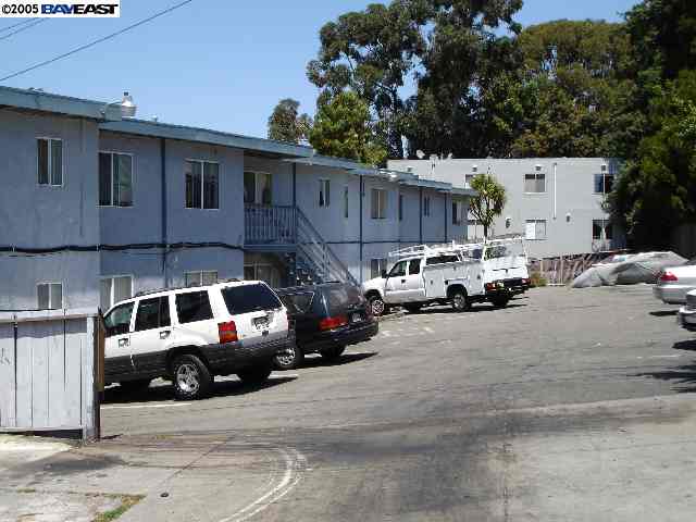 1810 25TH ST, OAKLAND, California 94606-3336, ,Comm Ri Multi-units 5+,For Sale,25TH ST,40198320