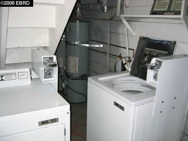 546 30th St, OAKLAND, California 94609, ,Comm Ri Multi-units 5+,For Sale,30th St,40202548
