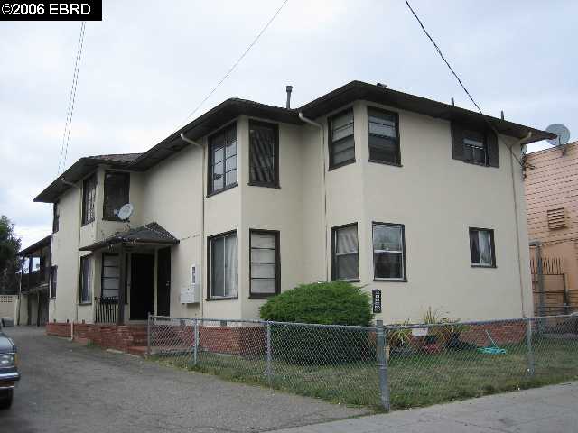 1915 33rd Ave., OAKLAND, California 94601, ,Comm Ri Multi-units 5+,For Sale,33rd Ave.,40206834
