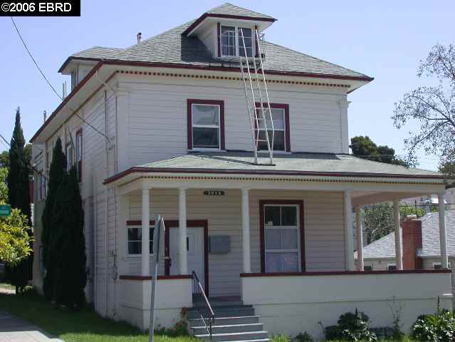 3084 22ND AVE, OAKLAND, California 94602-1522, ,Comm Ri Multi-units 5+,For Sale,22ND AVE,40223161