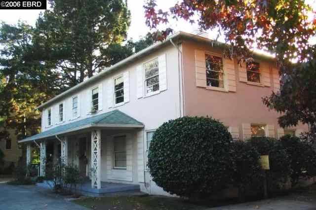 323 63RD ST, OAKLAND, California 94618-1248, ,Comm Ri Multi-units 5+,For Sale,63RD ST,40225893