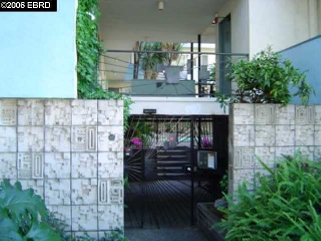 1930 Channing Way, BERKELEY, California 94704, ,Comm Ri Multi-units 5+,For Sale,Channing Way,40231235