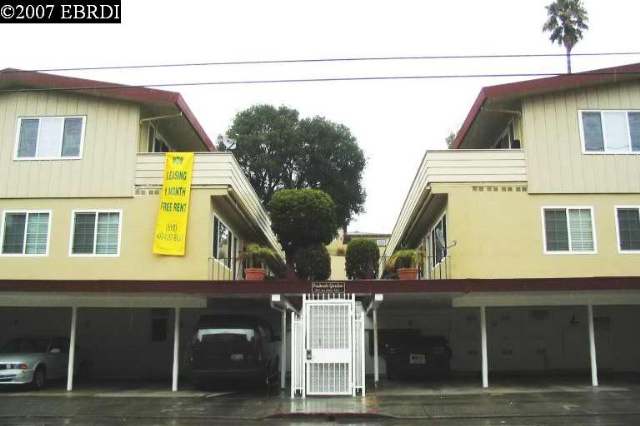 2930 MACARTHUR BLVD, OAKLAND, California 94602-3232, ,Comm Ri Multi-units 5+,For Sale,MACARTHUR BLVD,40240559