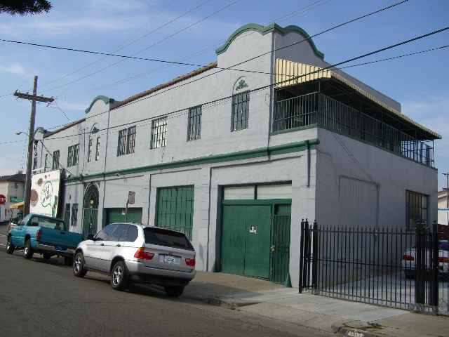 1409 102nd Aveune, OAKLAND, California 94603-3223, ,Comm Ri Multi-units 5+,For Sale,102nd Aveune,40241573