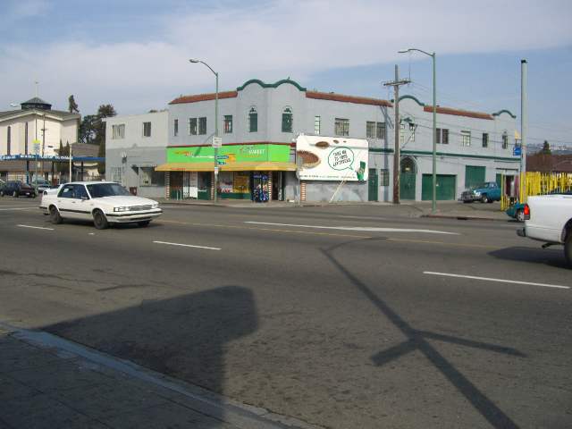 1409 102nd Aveune, OAKLAND, California 94603-3223, ,Comm Ri Multi-units 5+,For Sale,102nd Aveune,40241573