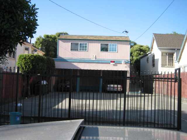 2930 16TH ST, OAKLAND, California 94601-2352, ,Comm Ri Multi-units 5+,For Sale,16TH ST,40242971