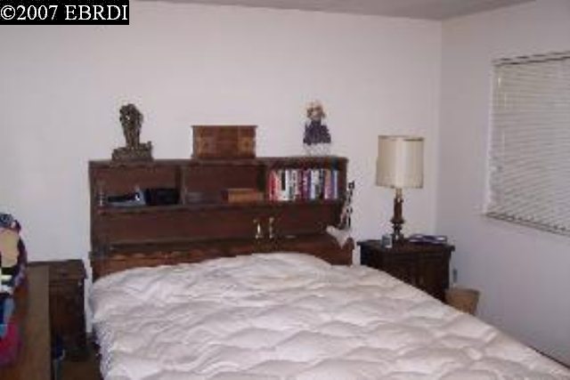 1521 St Charles, ALAMEDA, California 94501, ,Comm Ri Multi-units 5+,For Sale,St Charles,40243002