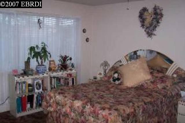1521 St Charles, ALAMEDA, California 94501, ,Comm Ri Multi-units 5+,For Sale,St Charles,40243002