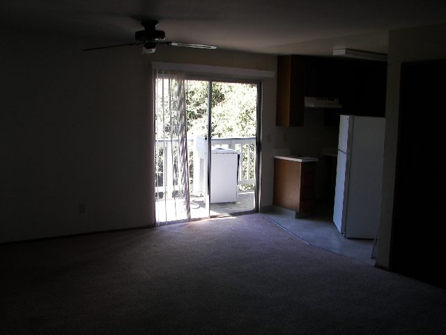 2550 COURTLAND AVE, OAKLAND, California 94601-4857, ,Comm Ri Multi-units 5+,For Sale,COURTLAND AVE,40247148