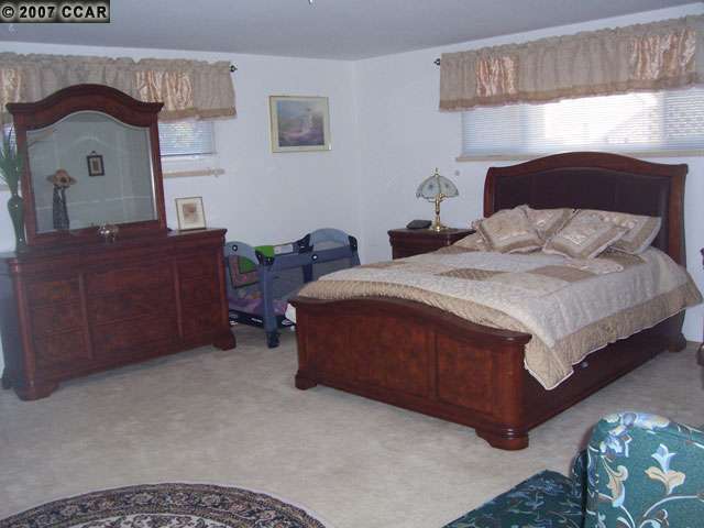 1451 California Street, MOUNTAIN VIEW, California 94041, ,Comm Ri Multi-units 5+,For Sale,California Street,40253448