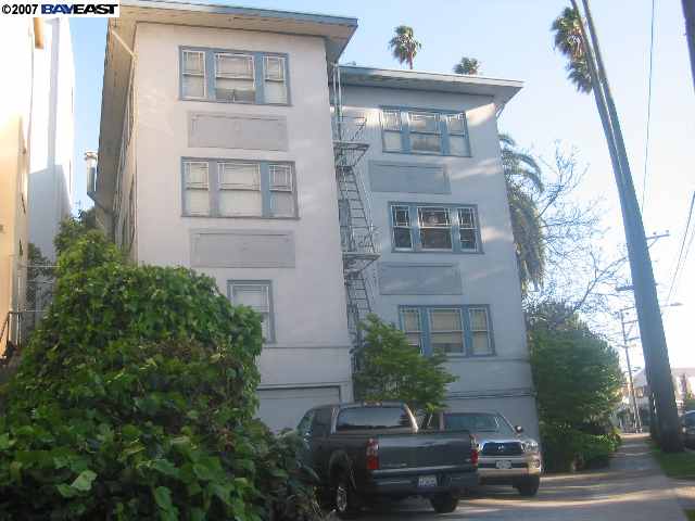 878 28th St, OAKLAND, California 94610, ,Comm Ri Multi-units 5+,For Sale,28th St,40253747