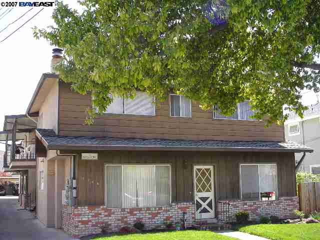 1148 REGENT ST, ALAMEDA, California 94501-5331, ,Comm Ri Multi-units 5+,For Sale,REGENT ST,40256093