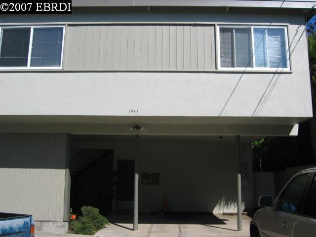 1933 STUART ST, BERKELEY, California 94703-2229, ,Comm Ri Multi-units 5+,For Sale,STUART ST,40256917