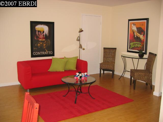 1933 STUART ST, BERKELEY, California 94703-2229, ,Comm Ri Multi-units 5+,For Sale,STUART ST,40256917