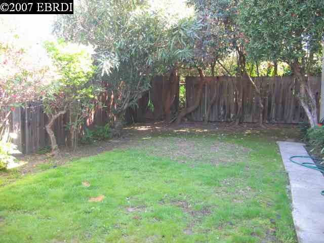 1933 STUART ST, BERKELEY, California 94703-2229, ,Comm Ri Multi-units 5+,For Sale,STUART ST,40256917