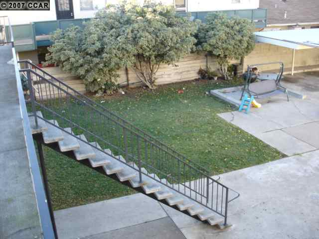313 Lawton Street, ANTIOCH, California 94509, ,Comm Ri Multi-units 5+,For Sale,Lawton Street,40259185