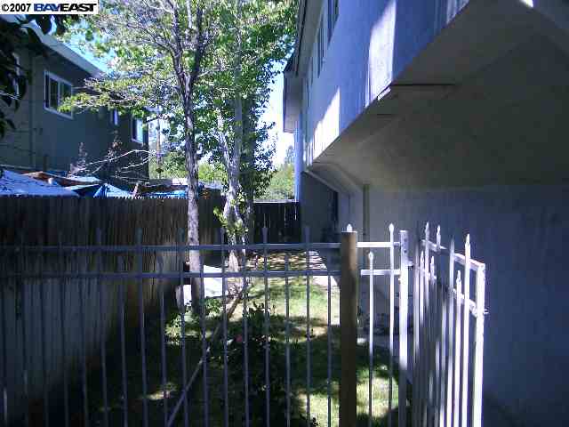 2375 Chestnut St., LIVERMORE, California 94550, ,Comm Ri Multi-units 5+,For Sale,Chestnut St.,40259663