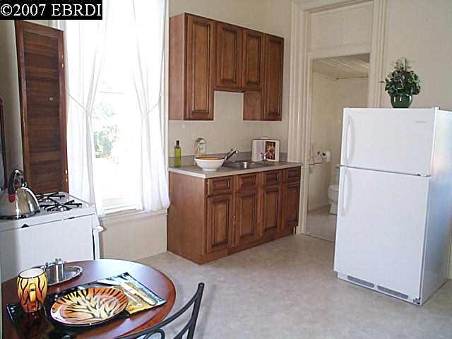 2301 SAN ANTONIO AVE, ALAMEDA, California 94501-5274, ,Comm Ri Multi-units 5+,For Sale,SAN ANTONIO AVE,40260041