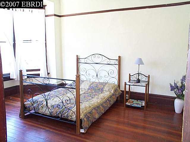 2301 SAN ANTONIO AVE, ALAMEDA, California 94501-5274, ,Comm Ri Multi-units 5+,For Sale,SAN ANTONIO AVE,40260041