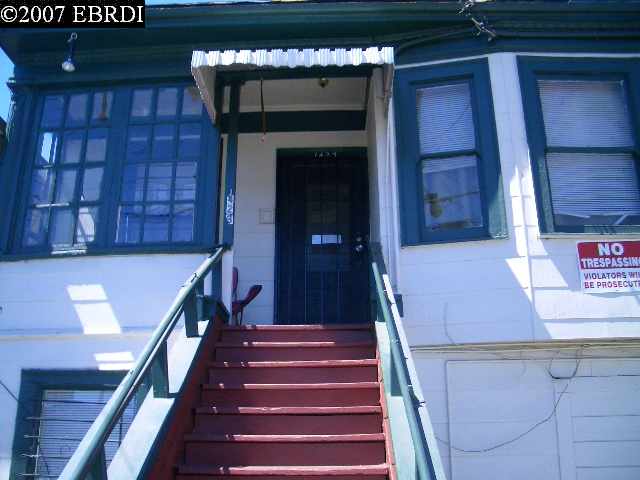 1423 57TH AVE, OAKLAND, California 94621-4240, ,Comm Ri Multi-units 5+,For Sale,57TH AVE,40270373