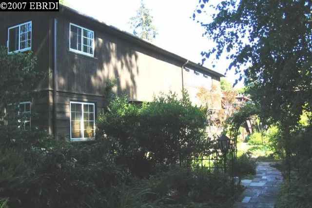 6317 FLORIO STREET, OAKLAND, California 94618-1335, ,Comm Ri Multi-units 5+,For Sale,FLORIO STREET,40283918