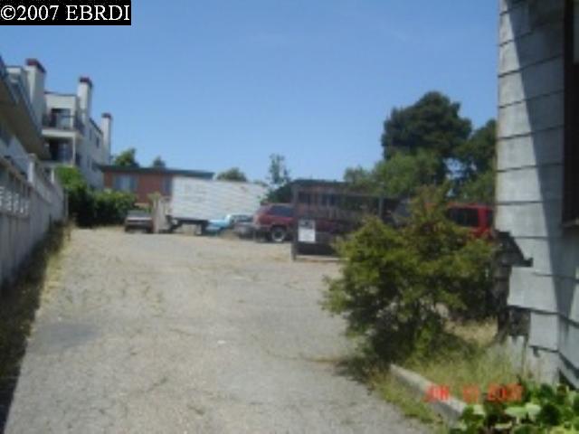 317 Lester, OAKLAND, California 94606-1316, ,Comm Lots And Land,For Sale,Lester,40933784