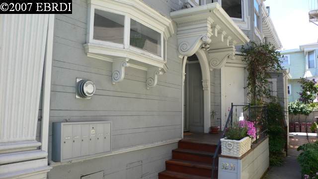 3227 TELEGRAPH AVE, OAKLAND, California 94609-3015, ,Comm Ri Multi-units 5+,For Sale,TELEGRAPH AVE,40288950