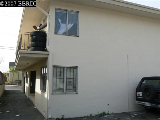 9222 MACARTHUR BLVD, OAKLAND, California 94605-4346, ,Comm Ri Multi-units 5+,For Sale,MACARTHUR BLVD,40290505