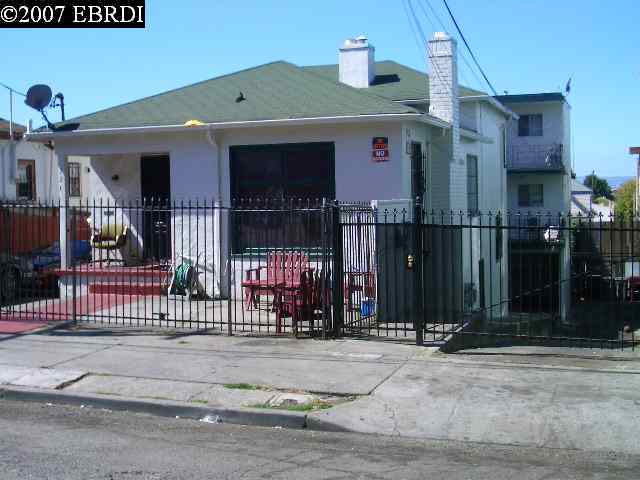 721 19TH ST, OAKLAND, California 94606-2522, ,Comm Ri Multi-units 5+,For Sale,19TH ST,40292288