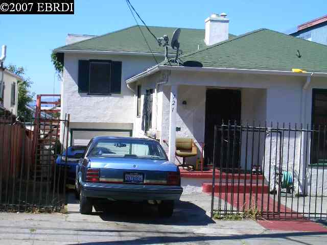 721 19TH ST, OAKLAND, California 94606-2522, ,Comm Ri Multi-units 5+,For Sale,19TH ST,40292288