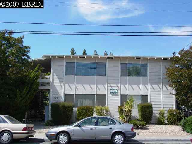 120 VILLAGE CT, WALNUT CREEK, California 94596-4815, ,Comm Ri Multi-units 5+,For Sale,VILLAGE CT,40304983