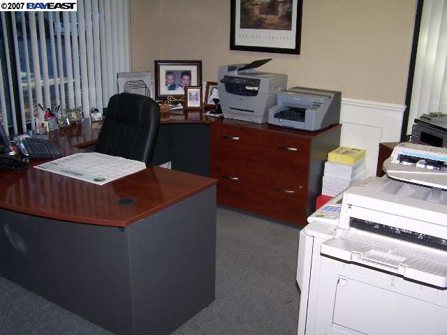 325 Town Centre Terrace #A, BRENTWOOD, California 94513, ,Comm Industrial For Lease,For Rent,Town Centre Terrace #A,40935900