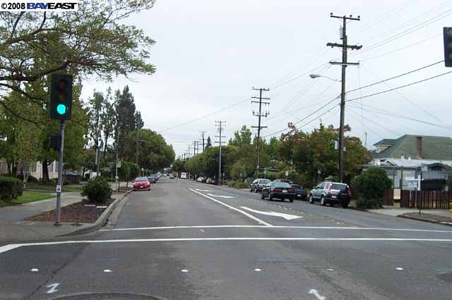 1396 B ST ( Lower Left Front), HAYWARD, California 94541-2918, ,Comm Industrial For Lease,For Rent,B ST ( Lower Left Front),40935975