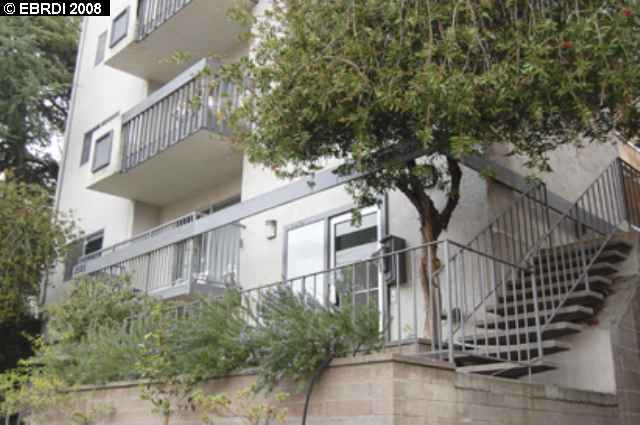 2525 BENVENUE AVE, BERKELEY, California 94704-3030, ,Comm Ri Multi-units 5+,For Sale,BENVENUE AVE,40327132