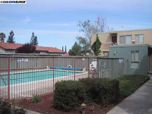3499 NORTON WAY, PLEASANTON, California 94566-6829, ,Comm Ri Multi-units 5+,For Sale,NORTON WAY,40330796