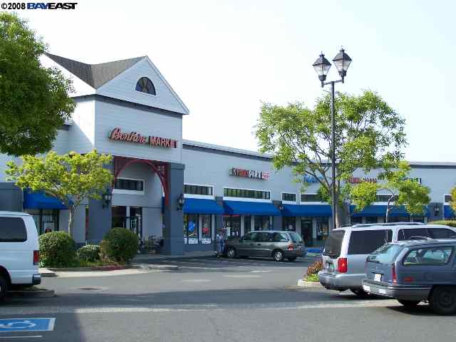 660 CENTRAL AVE, ALAMEDA, California 94501-3826, ,Comm Industrial For Lease,For Rent,CENTRAL AVE,40936065