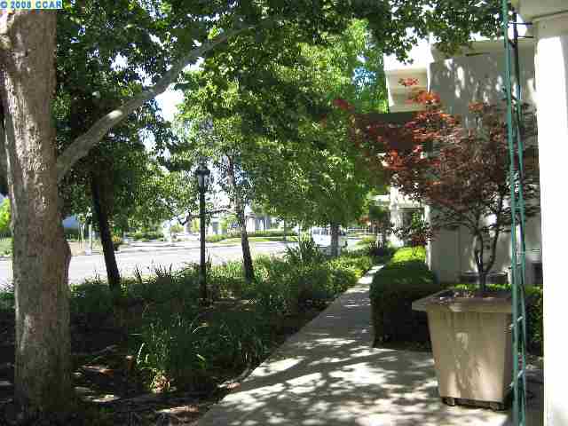 91 GREGORY LN Suite 1, PLEASANT HILL, California 94523-3320, ,Comm Industrial For Lease,For Rent,GREGORY LN Suite 1,40936080