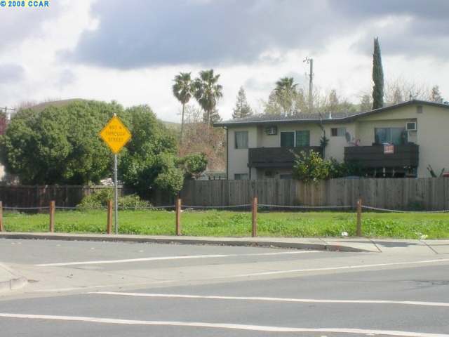 5195 CLAYTON RD, CONCORD, California 94521-3101, ,Comm Lots And Land,For Sale,CLAYTON RD,40933882