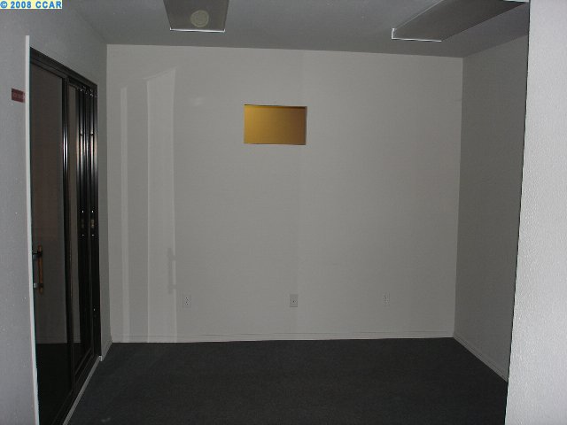 665 MARINA VISTA, MARTINEZ, California 94553, ,Comm Industrial For Lease,For Rent,MARINA VISTA,40936140
