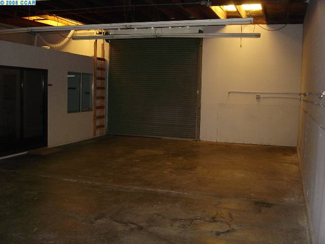 665 MARINA VISTA, MARTINEZ, California 94553, ,Comm Industrial For Lease,For Rent,MARINA VISTA,40936140