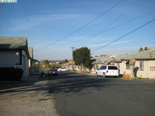 749 WILBUR AVE, ANTIOCH, California 94509-7526, ,Comm Ri Multi-units 5+,For Sale,WILBUR AVE,40362966