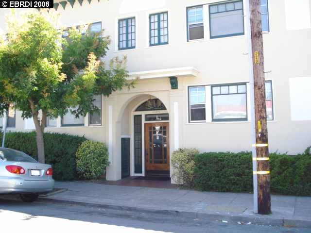 1305 EVERETT AVE, OAKLAND, California 94602-1733, ,Comm Ri Multi-units 5+,For Sale,EVERETT AVE,40367964