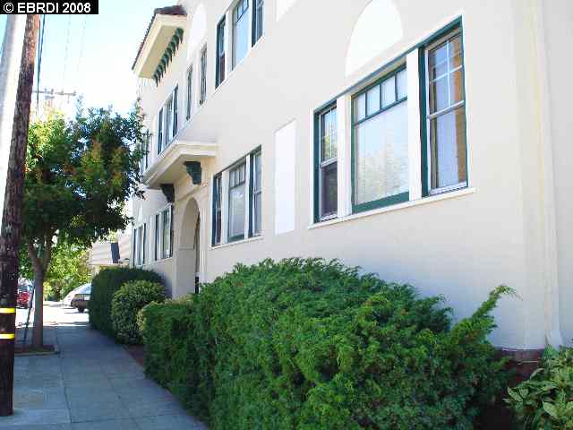 1305 EVERETT AVE, OAKLAND, California 94602-1733, ,Comm Ri Multi-units 5+,For Sale,EVERETT AVE,40367964