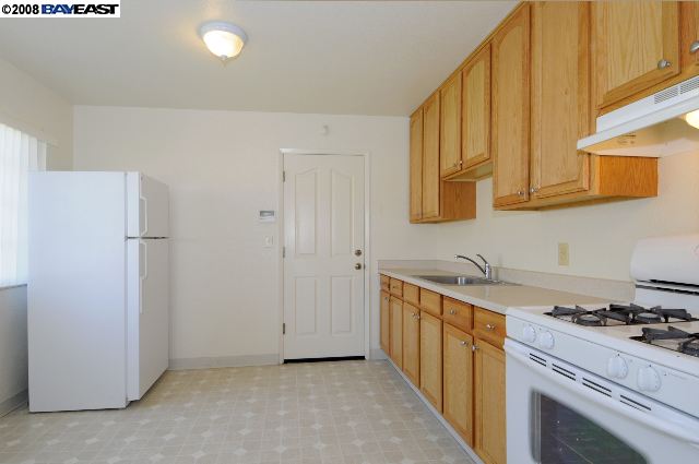 27436 Manon Avenue, HAYWARD, California 94544, ,Comm Ri Multi-units 5+,For Sale,Manon Avenue,40367971