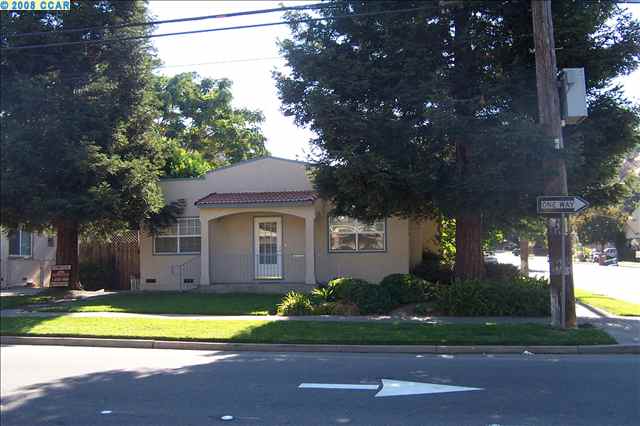 1704 ALHAMBRA AVE, MARTINEZ, California 94553, ,Comm Industrial For Lease,For Rent,ALHAMBRA AVE,40936245