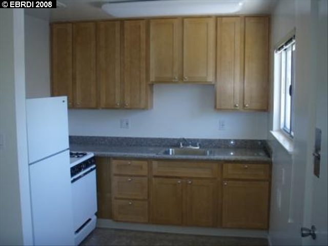 1520 CASTRO ST, OAKLAND, California 94612-1211, ,Comm Ri Multi-units 5+,For Sale,CASTRO ST,40372546