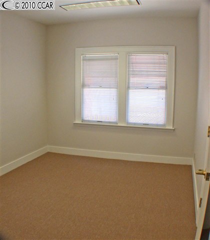 340 CUMBERLAND ST Suite B, PITTSBURG, California 94565-2234, ,Comm Industrial For Lease,For Rent,CUMBERLAND ST Suite B,40936365
