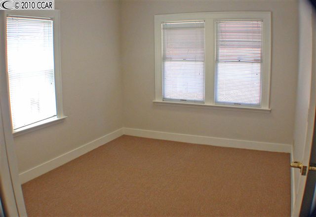 340 CUMBERLAND ST Suite B, PITTSBURG, California 94565-2234, ,Comm Industrial For Lease,For Rent,CUMBERLAND ST Suite B,40936365